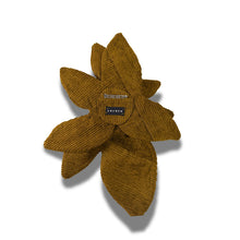 Load image into Gallery viewer, Broche Orquídea Nocturna