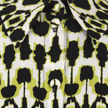 Cargar imagen en el visor de la galería, Classic Button Shirt