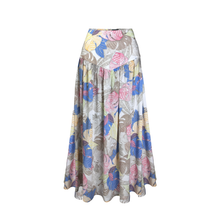 Cargar imagen en el visor de la galería, Ruffled Midi Skirt