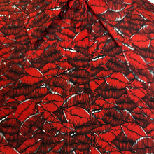 Cargar imagen en el visor de la galería, Classic Button Shirt