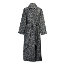 Cargar imagen en el visor de la galería, Raglan Crossed Coat