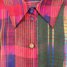 Load image into Gallery viewer, Classic Button Shirt