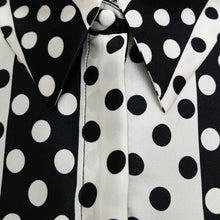 Cargar imagen en el visor de la galería, Classic Shirt