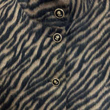 Cargar imagen en el visor de la galería, Flapless Short Jacket
