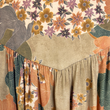 Cargar imagen en el visor de la galería, Ruffled Midi Skirt
