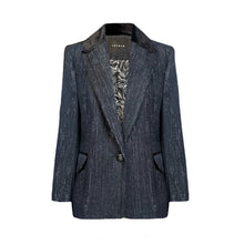 Cargar imagen en el visor de la galería, The Suit Jacket
