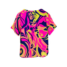 Cargar imagen en el visor de la galería, Flowy t-shirt
