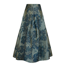 Load image into Gallery viewer, Midi Volume Skirt
