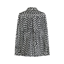 Load image into Gallery viewer, Classic Button Shirt
