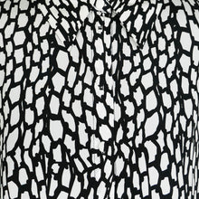 Load image into Gallery viewer, Classic Button Shirt
